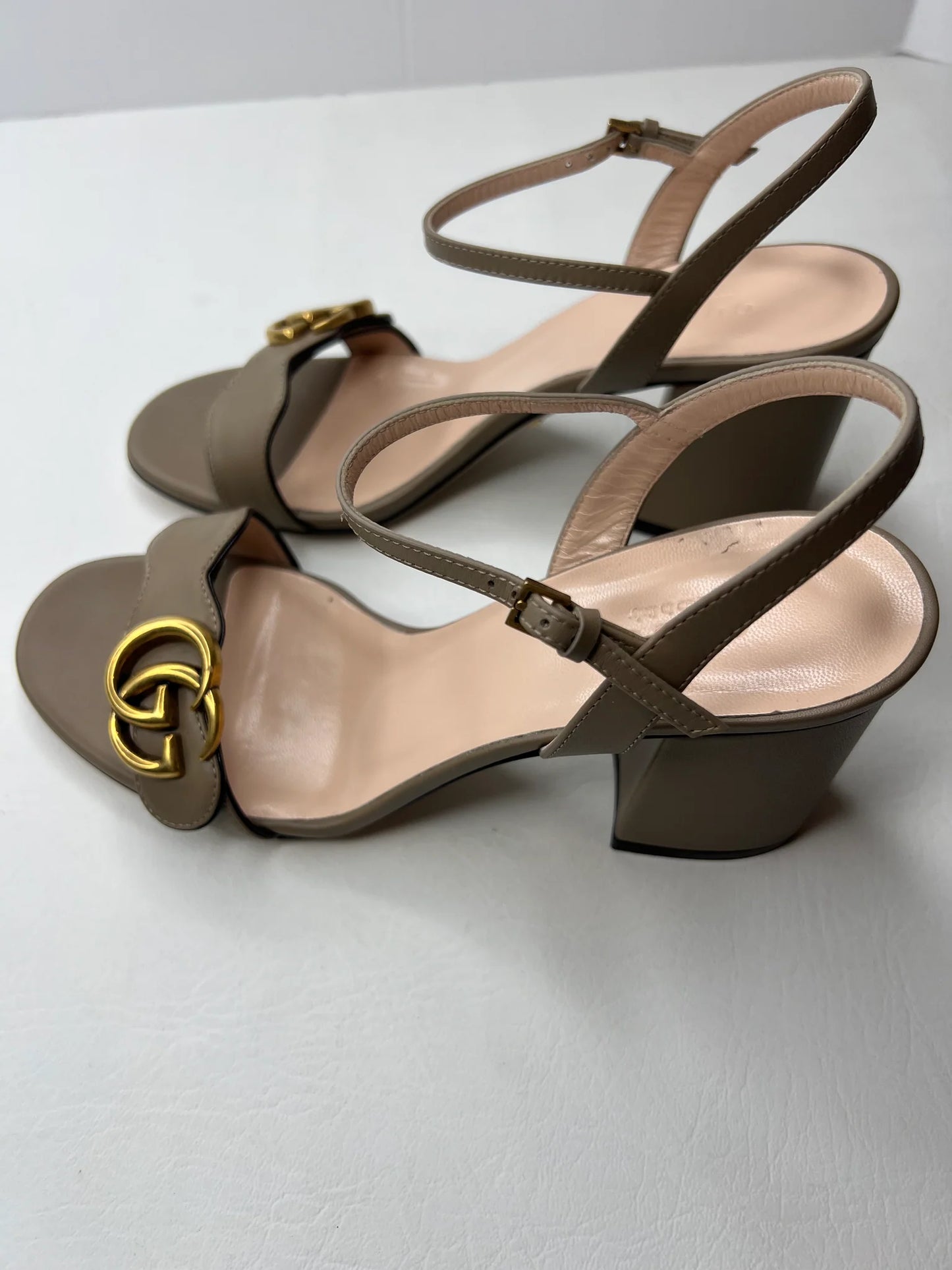 GUCCI LEATHER SANDALS